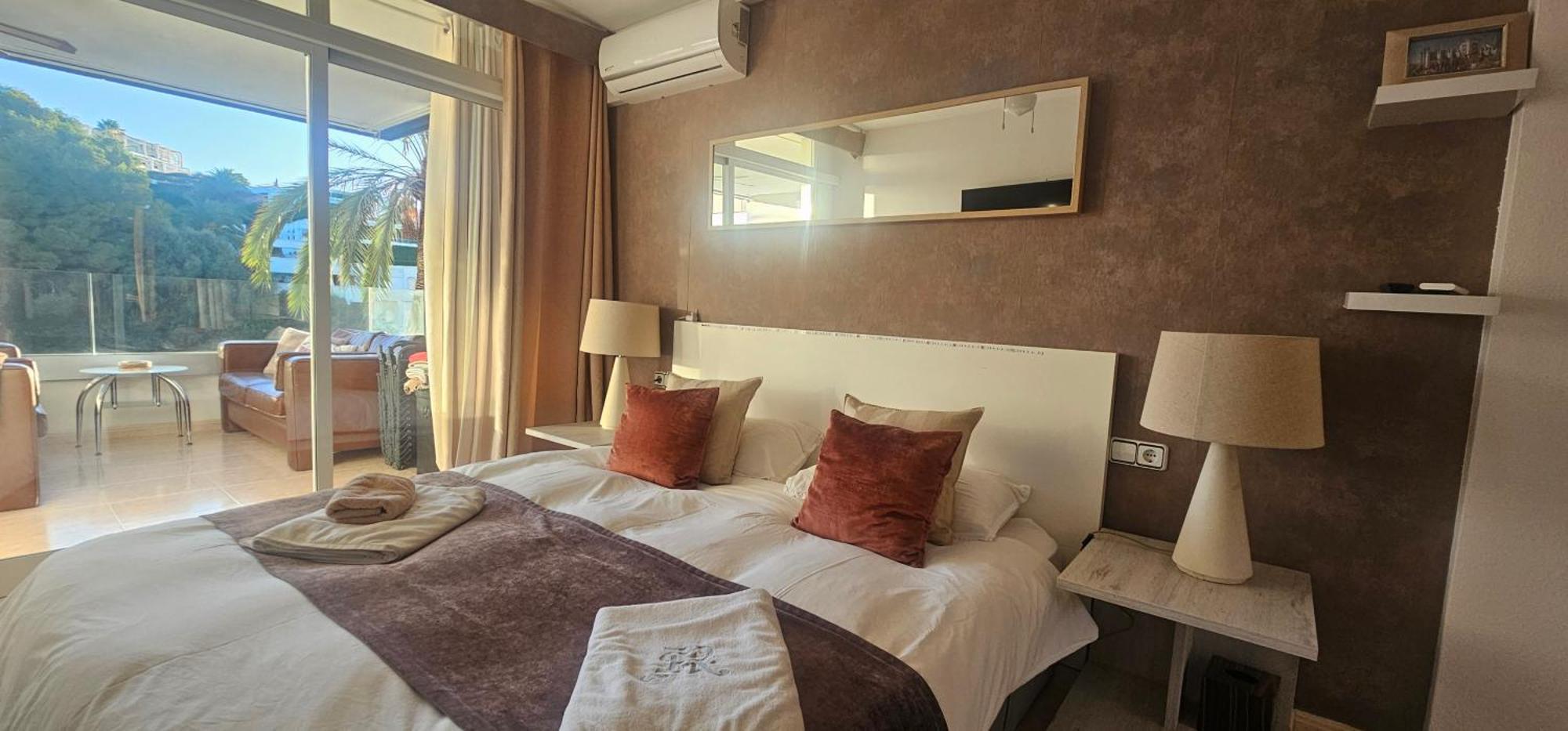 Apartment Next To The Beach Portals Nous  Luaran gambar