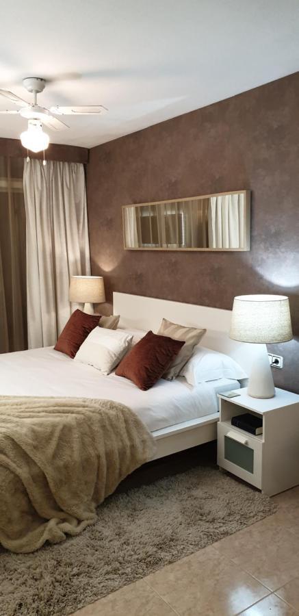 Apartment Next To The Beach Portals Nous  Luaran gambar